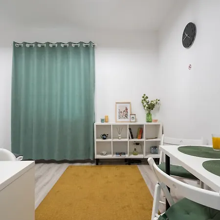 Studiouri Spitalul Fundeni - Terasa Si Parcare * Bucureşti