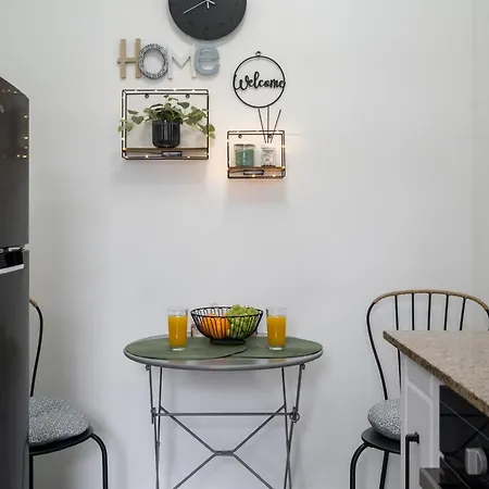 Apartmán Studiouri Spitalul Fundeni - Terasa Si Parcare *