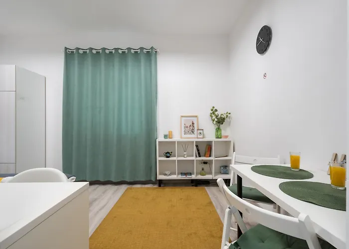 Studiouri Spitalul Fundeni - Terasa Si Parcare * Boekarest