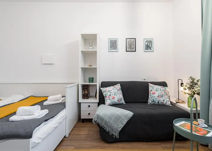 Appartement Studiouri Spitalul Fundeni - Terasa Si Parcare Bucarest