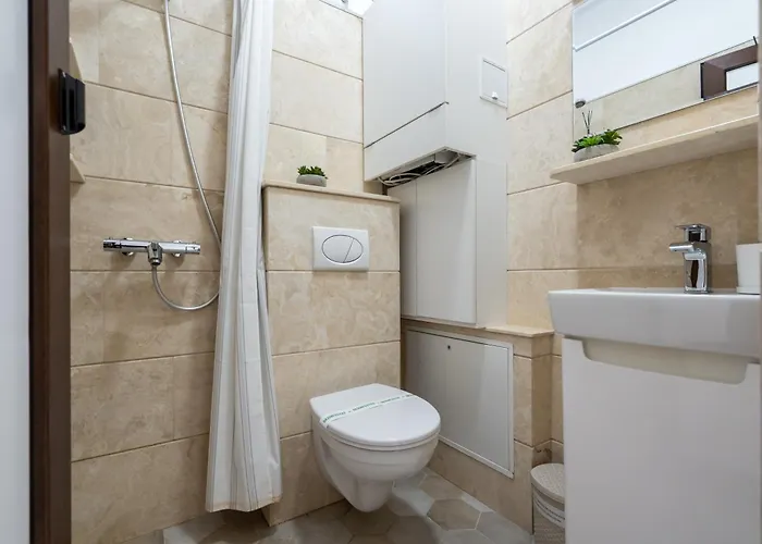 Apartman Studiouri Spitalul Fundeni - Terasa Si Parcare