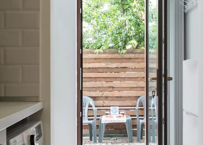 Apartman Studiouri Spitalul Fundeni - Terasa Si Parcare *