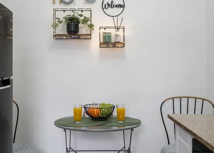 Apartman Studiouri Spitalul Fundeni - Terasa Si Parcare *