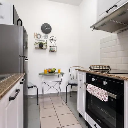 Studiouri Spitalul Fundeni - Terasa Si Parcare *